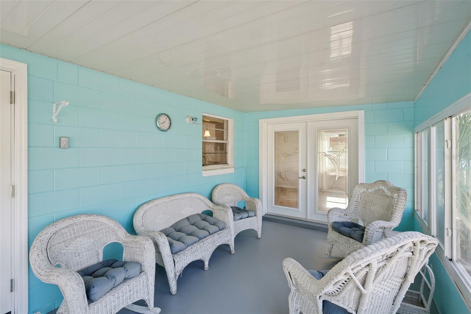 Image 20 of 39 For 33415 Picciola Drive