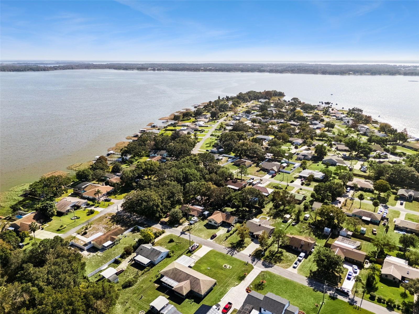 Image 31 of 39 For 33415 Picciola Drive