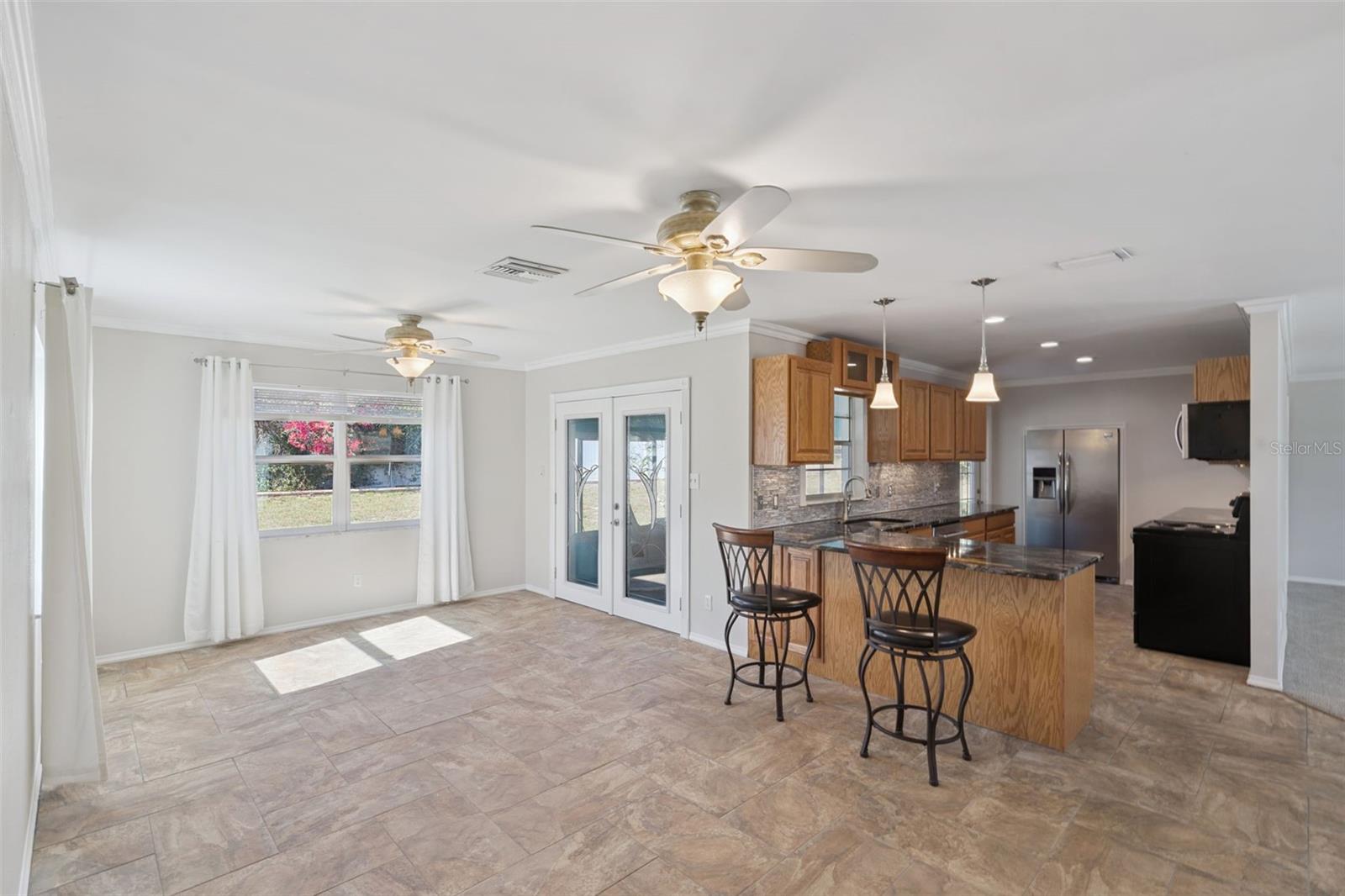 Image 5 of 39 For 33415 Picciola Drive