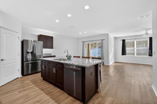 Image 10 of 21 For 3471 Landing View