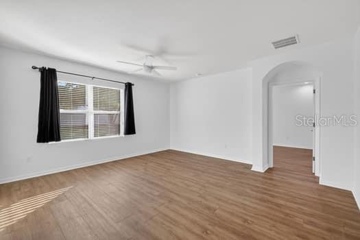 Image 13 of 21 For 3471 Landing View