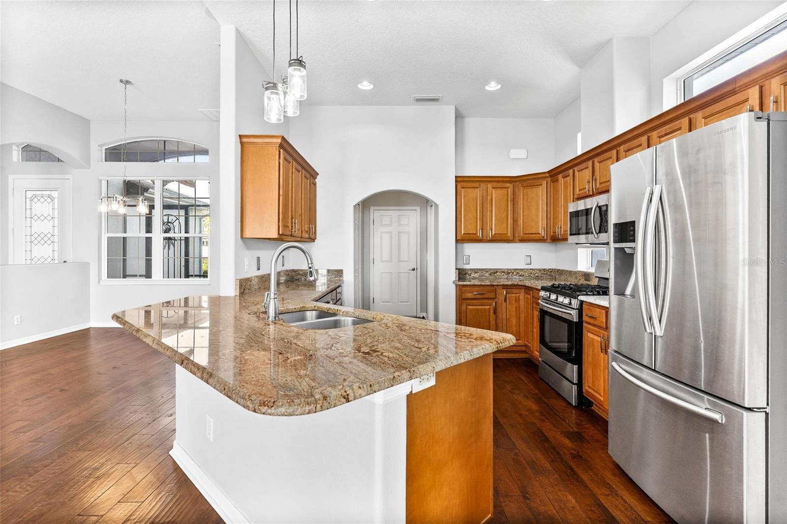 Image 22 of 73 For 5565 Bounty Circle