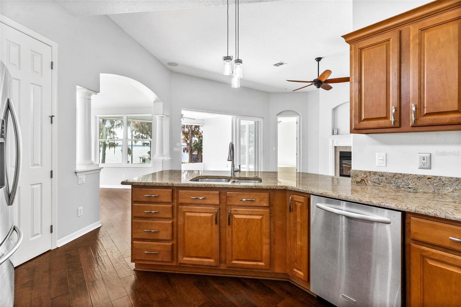 Image 24 of 73 For 5565 Bounty Circle