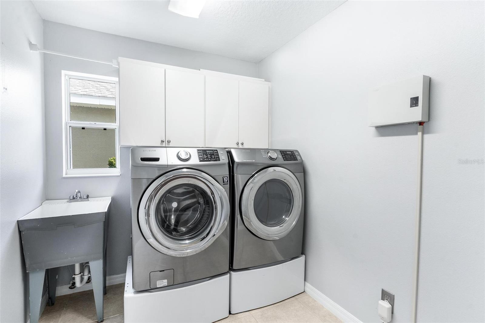 Image 27 of 73 For 5565 Bounty Circle