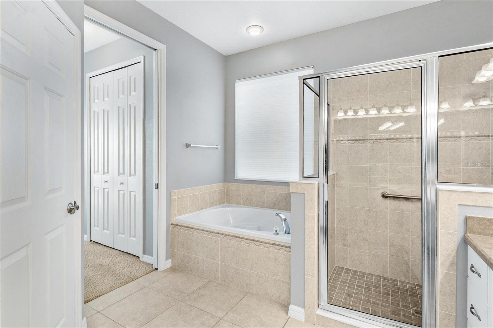 Image 33 of 73 For 5565 Bounty Circle