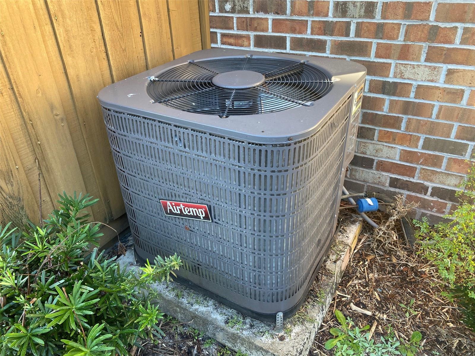 Image 25 of 26 For 2911 Pecan Avenue