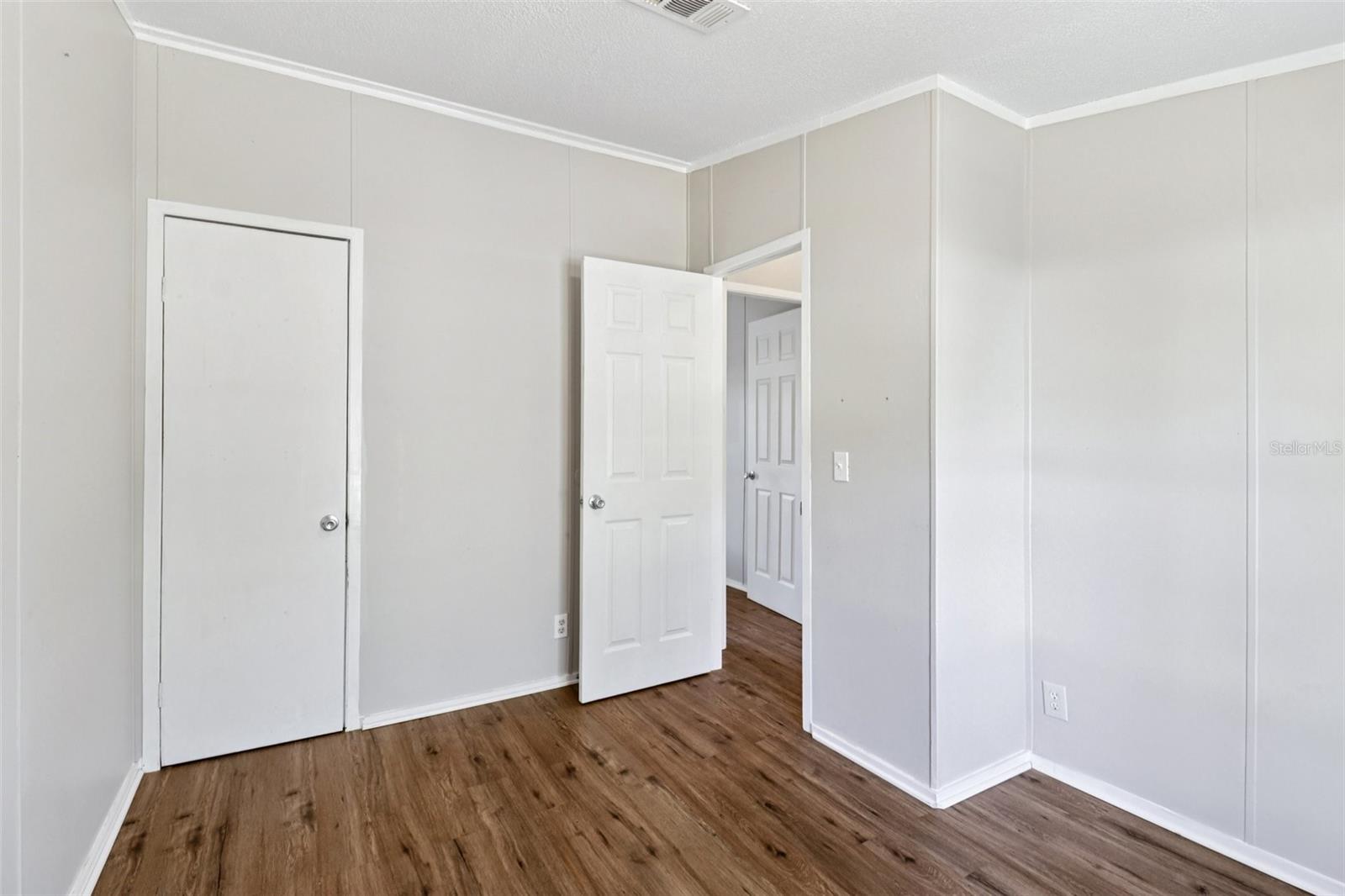 Image 10 of 60 For 16642 58th Avenue