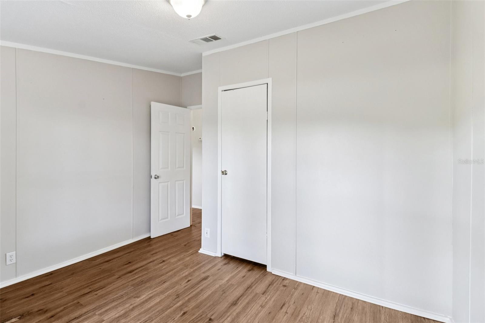 Image 12 of 60 For 16642 58th Avenue