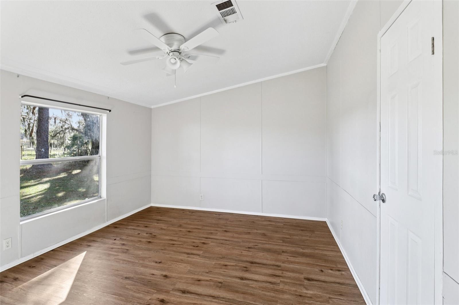 Image 13 of 60 For 16642 58th Avenue