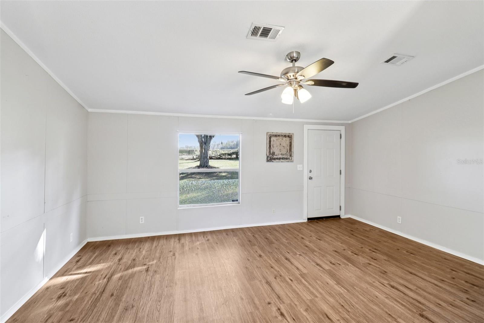 Image 14 of 60 For 16642 58th Avenue