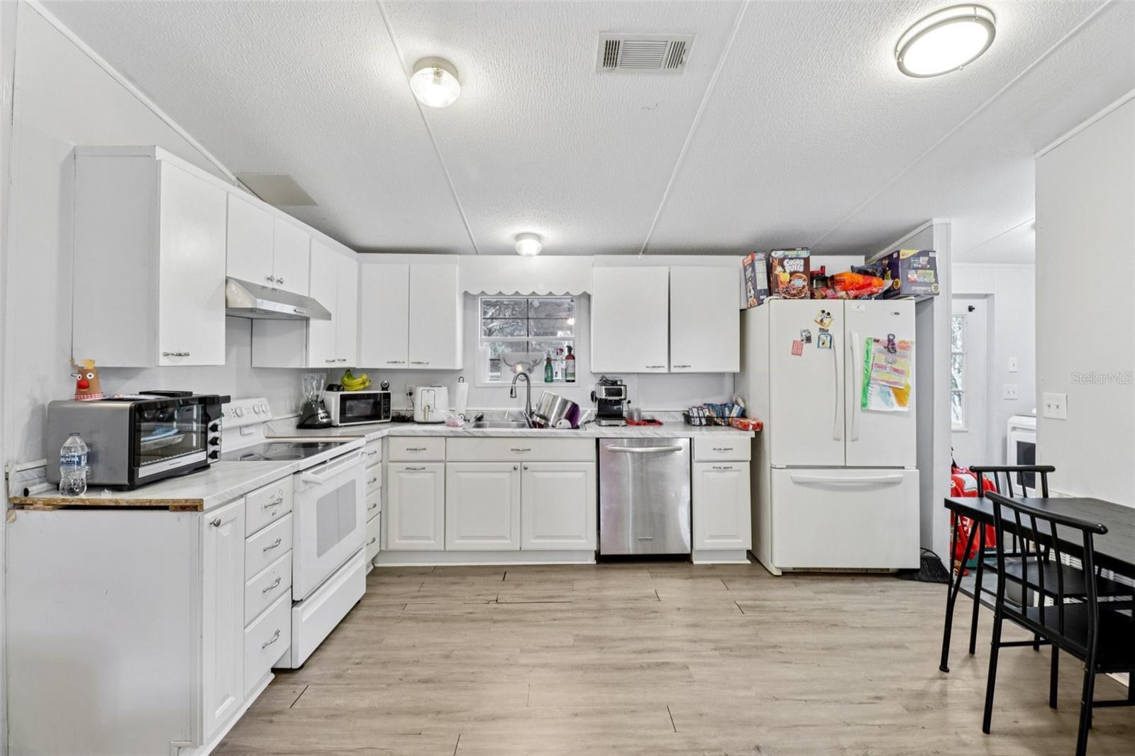 Image 28 of 60 For 16642 58th Avenue