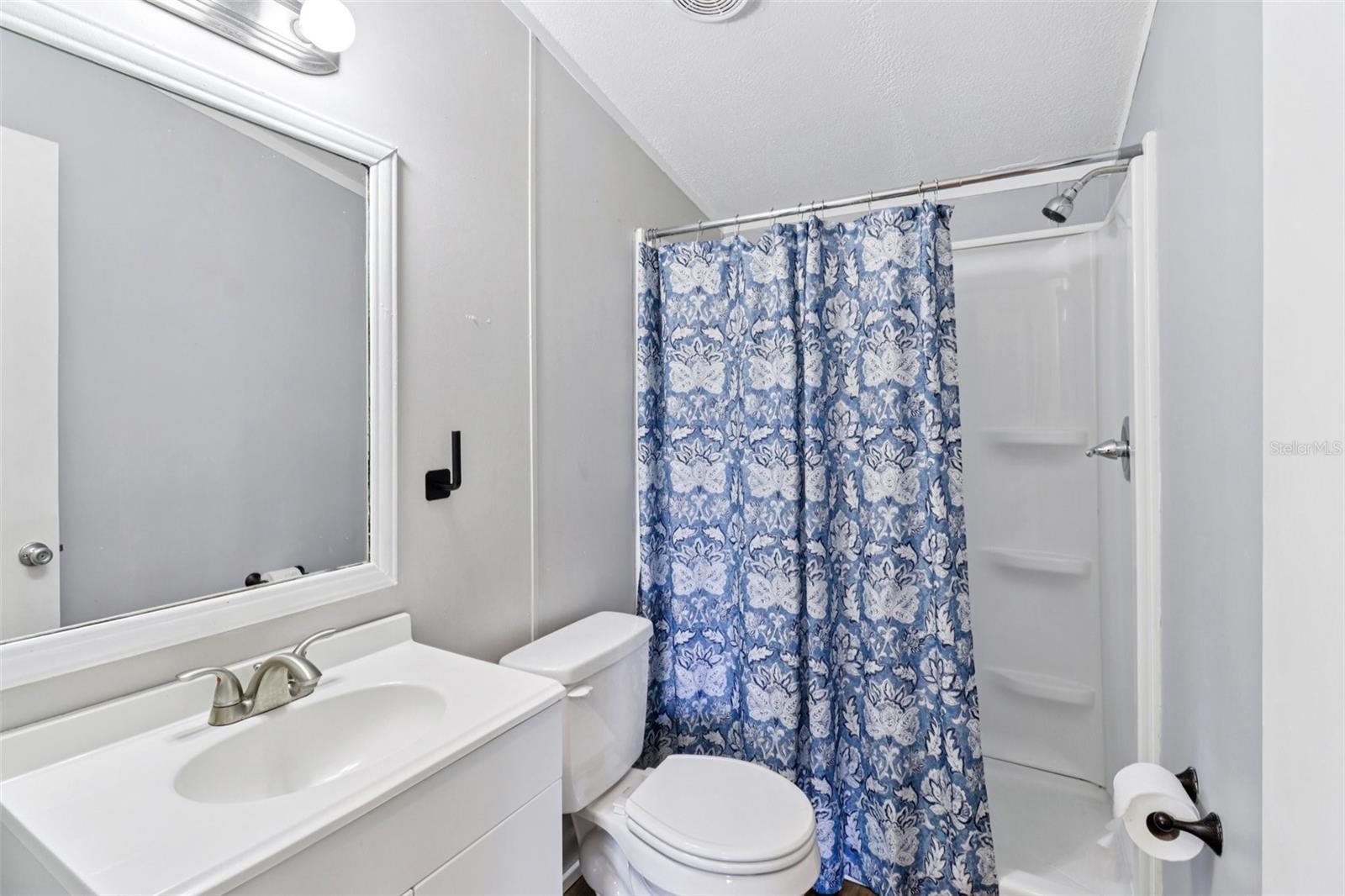 Image 5 of 60 For 16642 58th Avenue