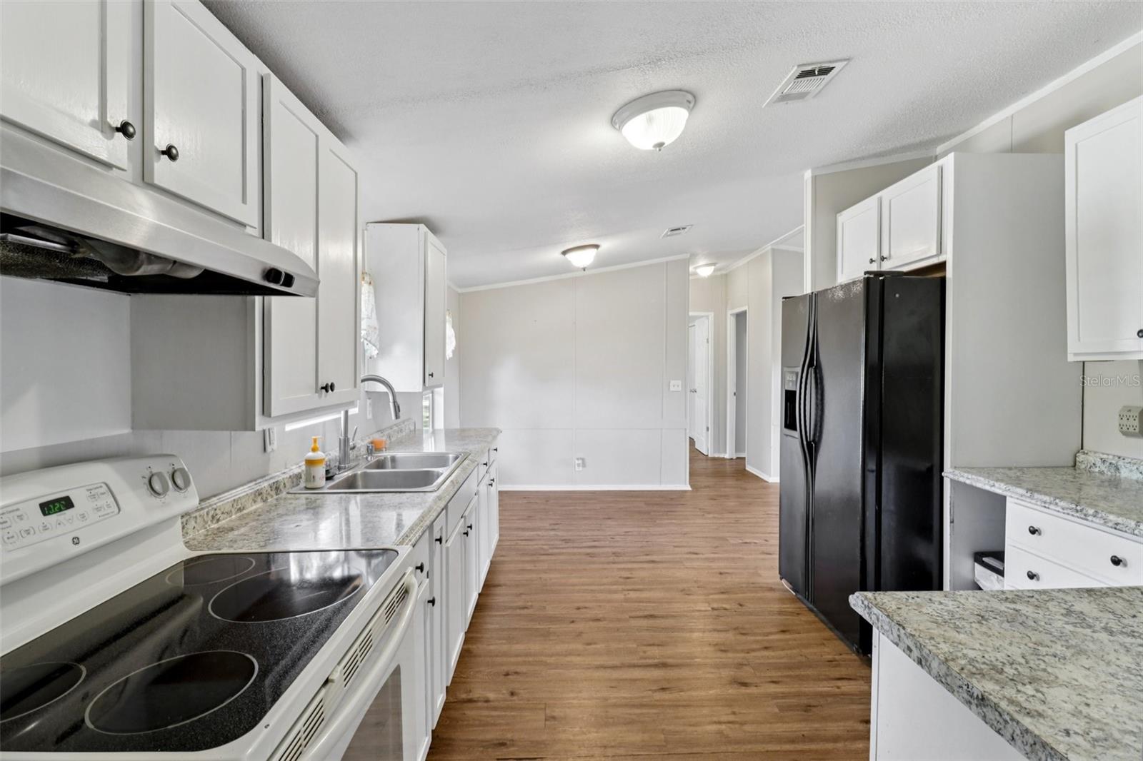 Image 7 of 60 For 16642 58th Avenue