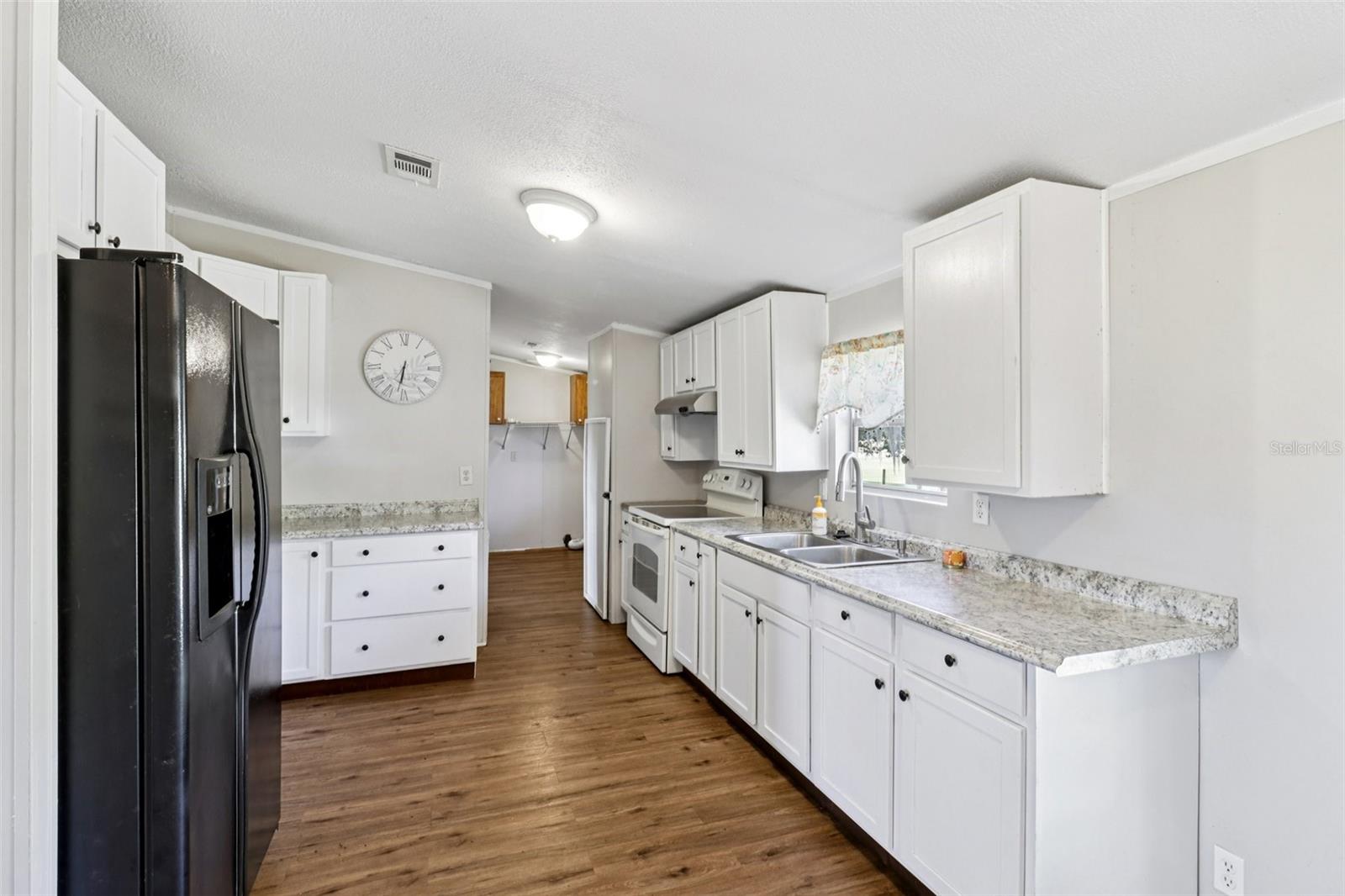 Image 8 of 60 For 16642 58th Avenue