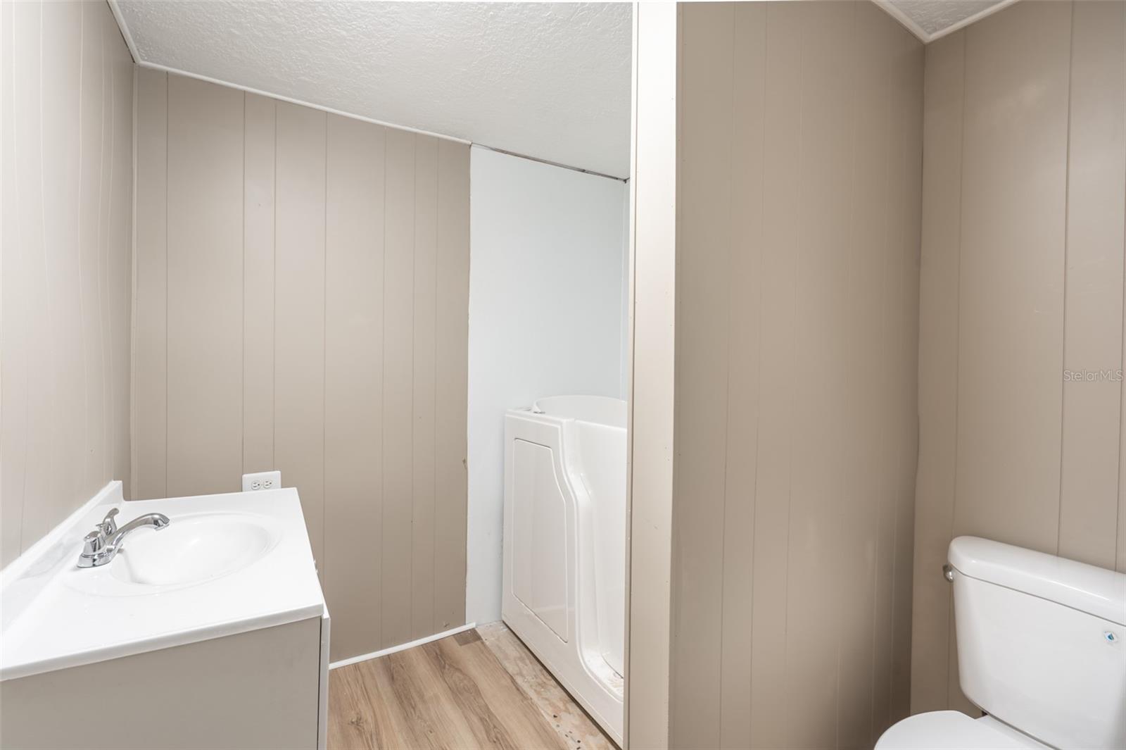 Image 11 of 25 For 624 Misti Drive