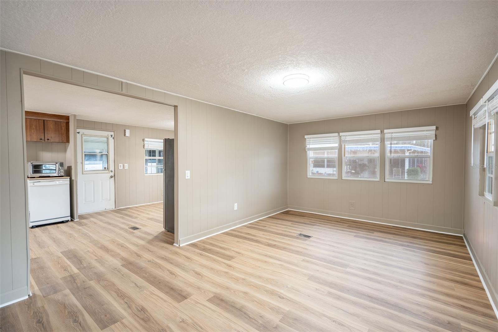 Image 3 of 25 For 624 Misti Drive