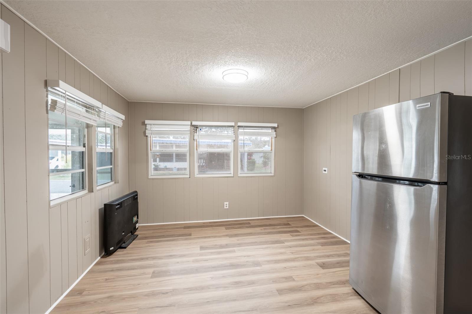 Image 8 of 25 For 624 Misti Drive