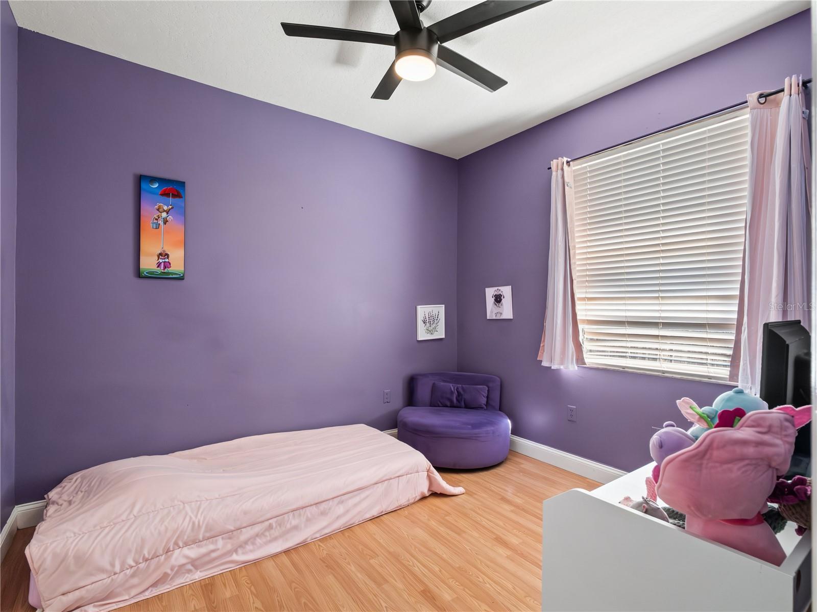 Image 9 of 15 For 834 High Pointe Circle