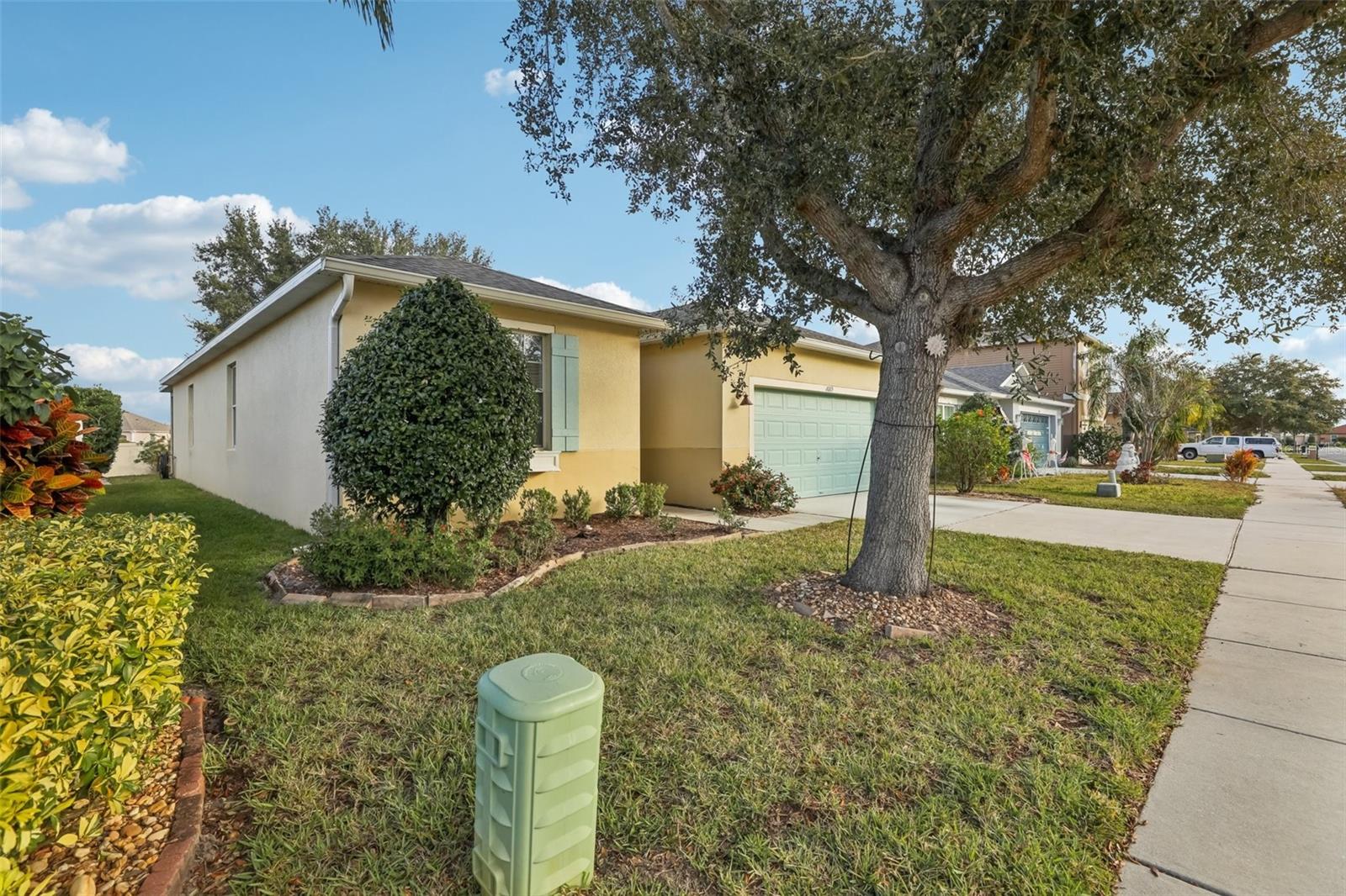 Image 3 of 37 For 1689 Strathmore Circle