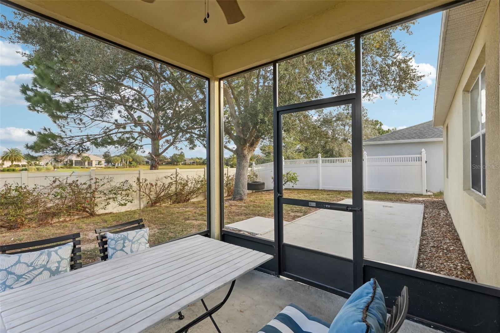 Image 31 of 37 For 1689 Strathmore Circle