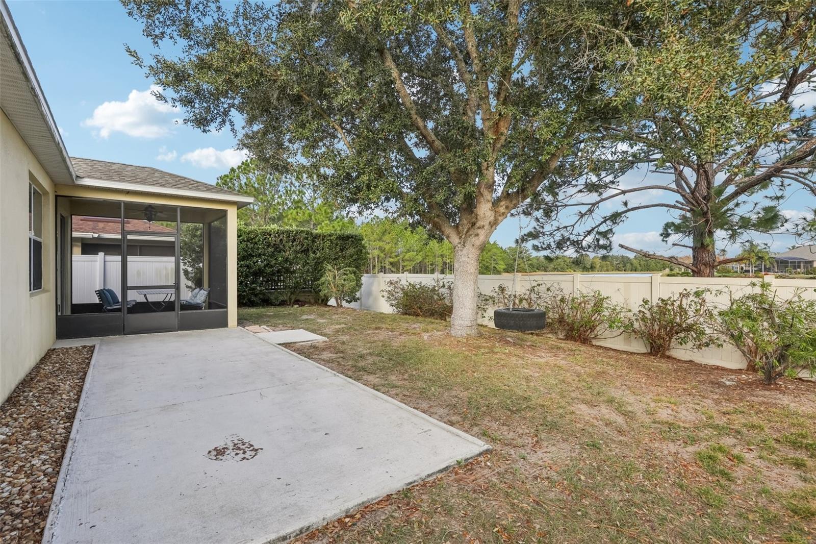 Image 36 of 37 For 1689 Strathmore Circle