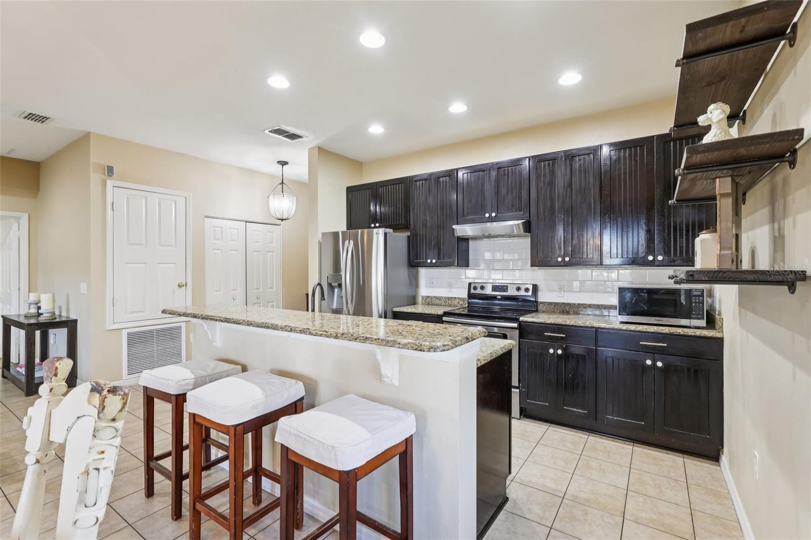 Image 9 of 37 For 1689 Strathmore Circle