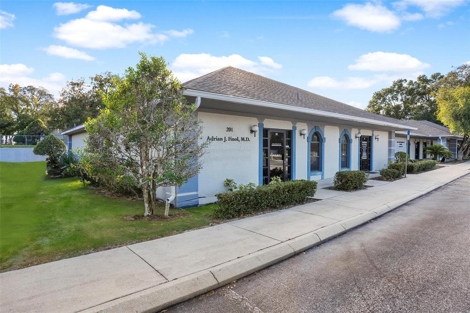 Details for 920 Rolling Acres Road 201, LADY LAKE, FL 32159