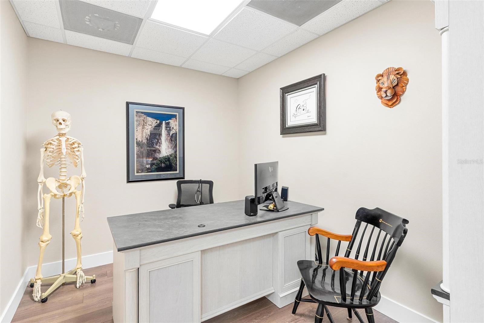 Image 13 of 33 For 920 Rolling Acres Road 201