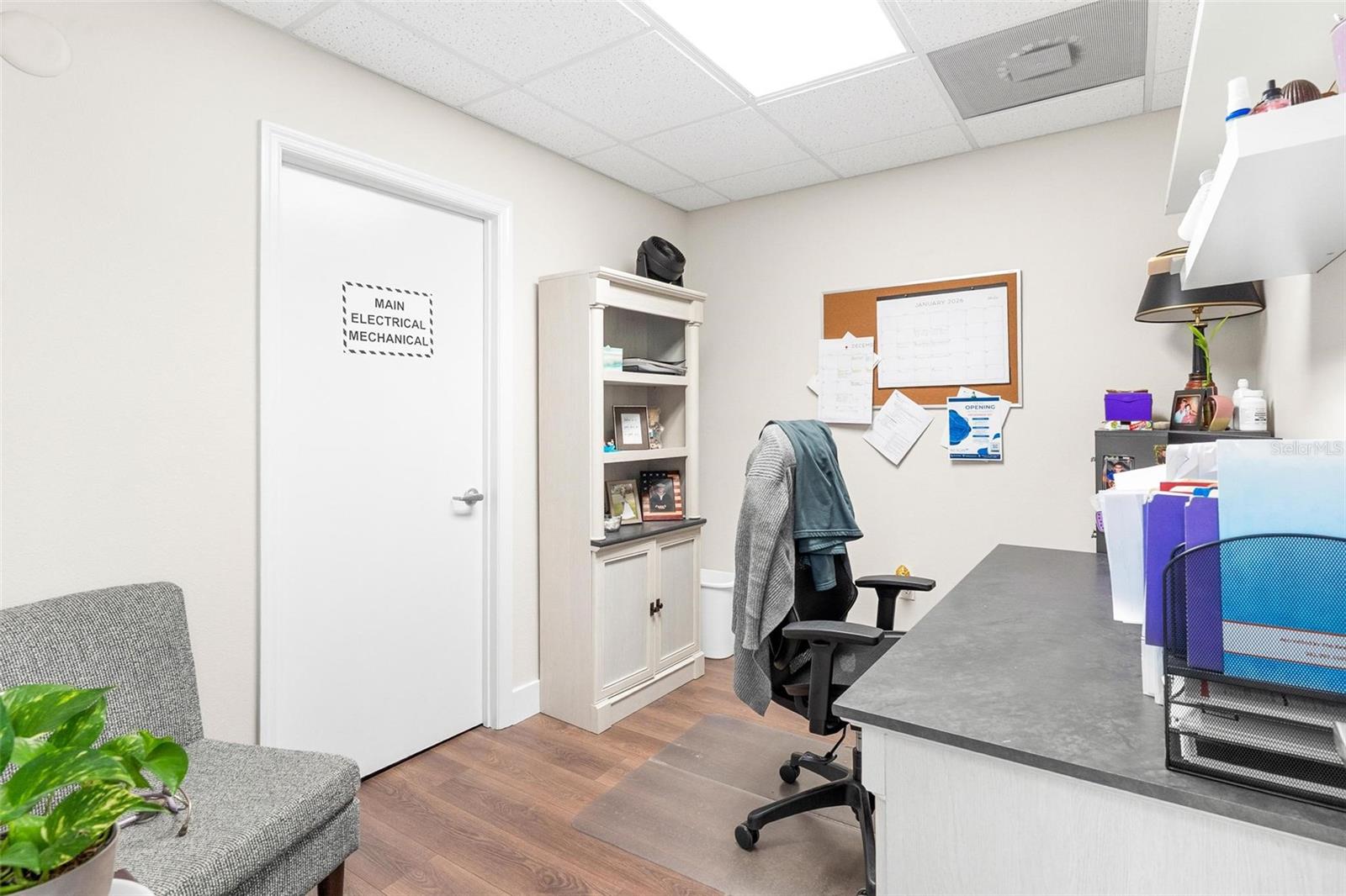 Image 15 of 33 For 920 Rolling Acres Road 201