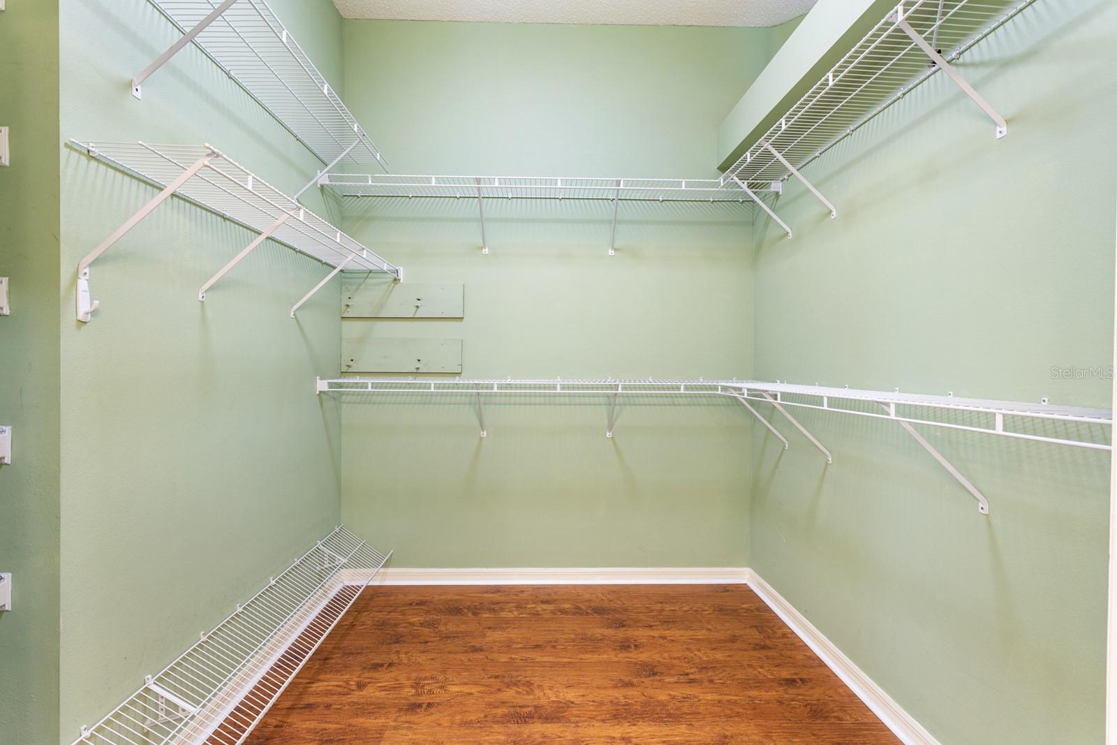 Image 22 of 37 For 602 Juanita Court