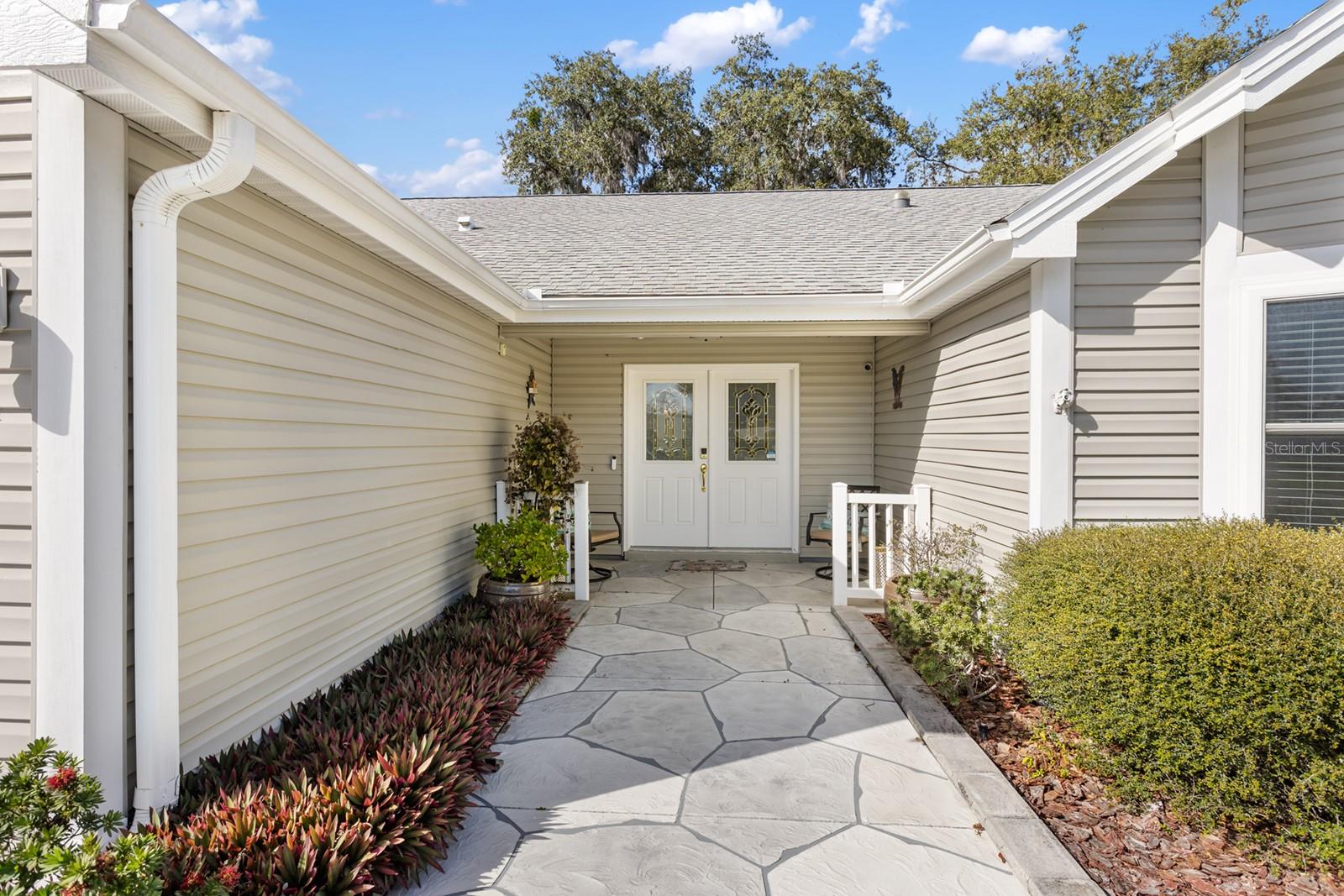 Image 4 of 37 For 602 Juanita Court