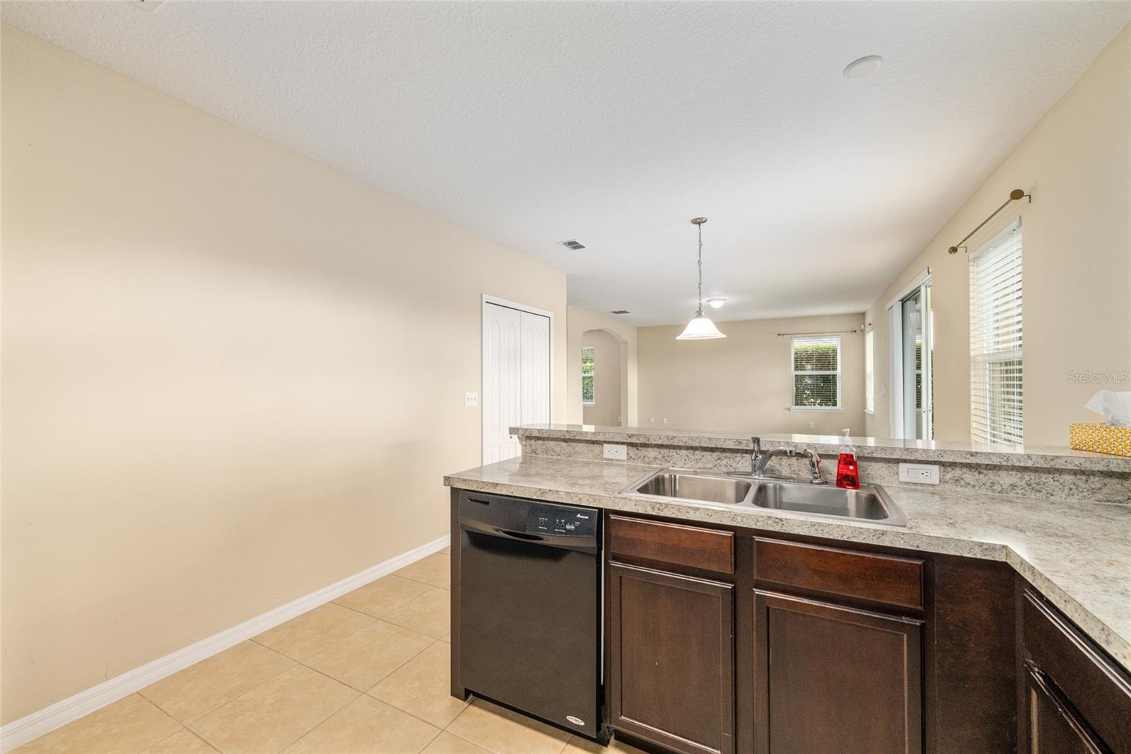 Image 17 of 96 For 4834 Independence Trail