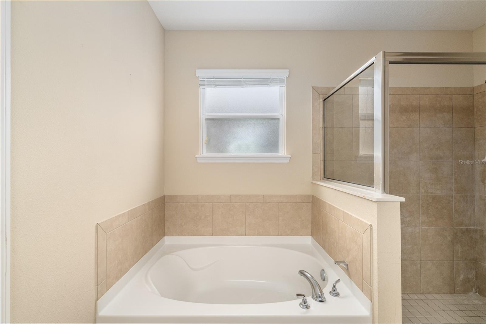 Image 26 of 96 For 4834 Independence Trail