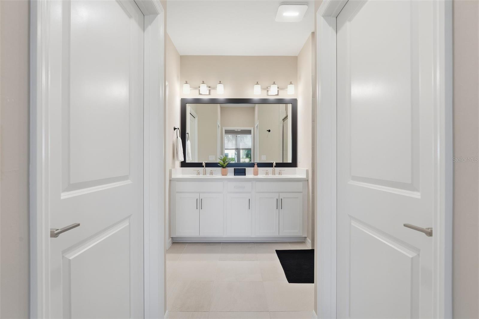 Image 18 of 50 For 23343 Collina Way 7-102