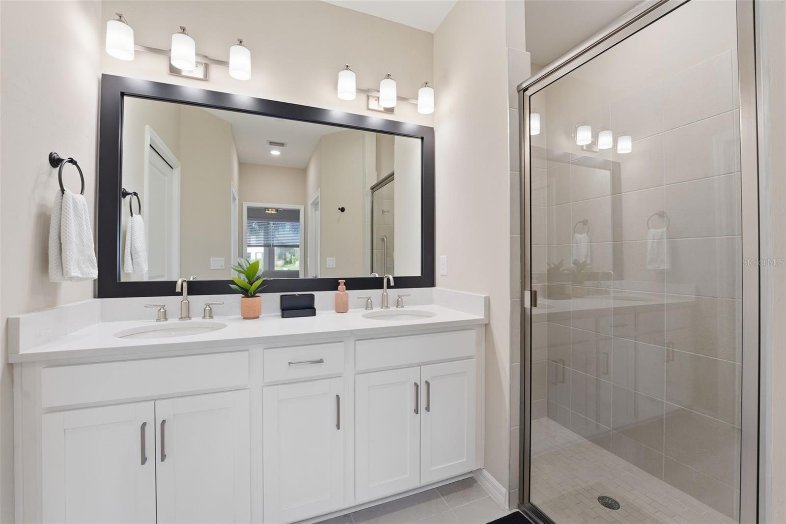 Image 19 of 50 For 23343 Collina Way 7-102