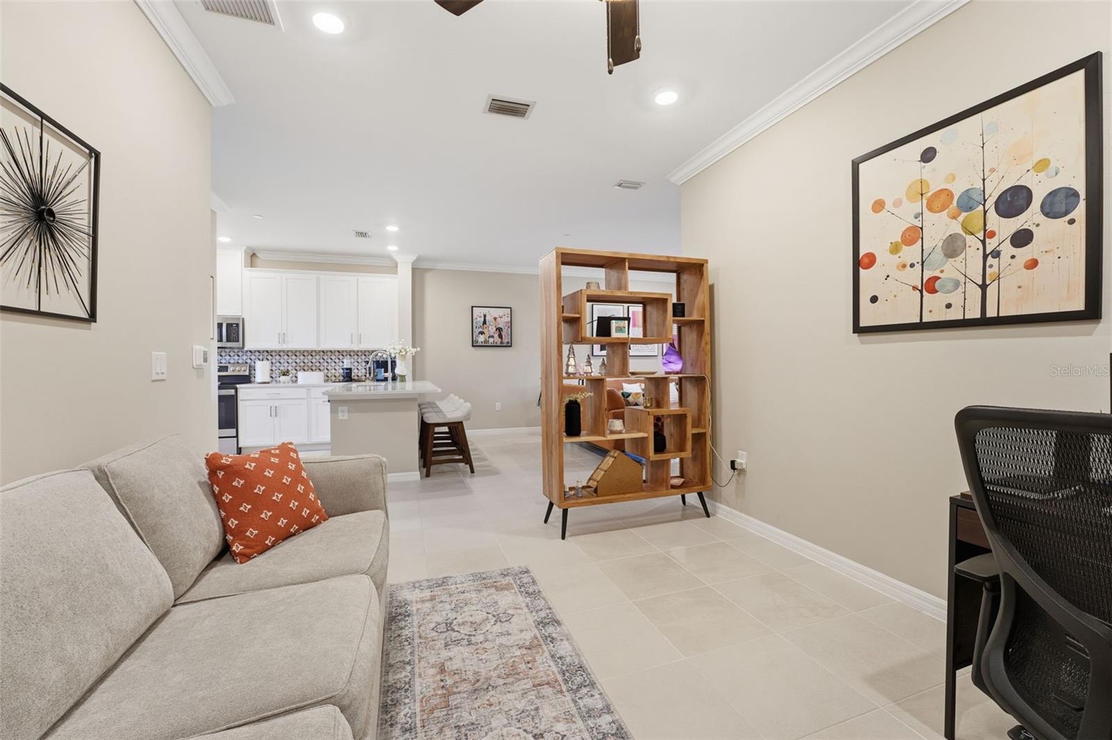 Image 23 of 50 For 23343 Collina Way 7-102