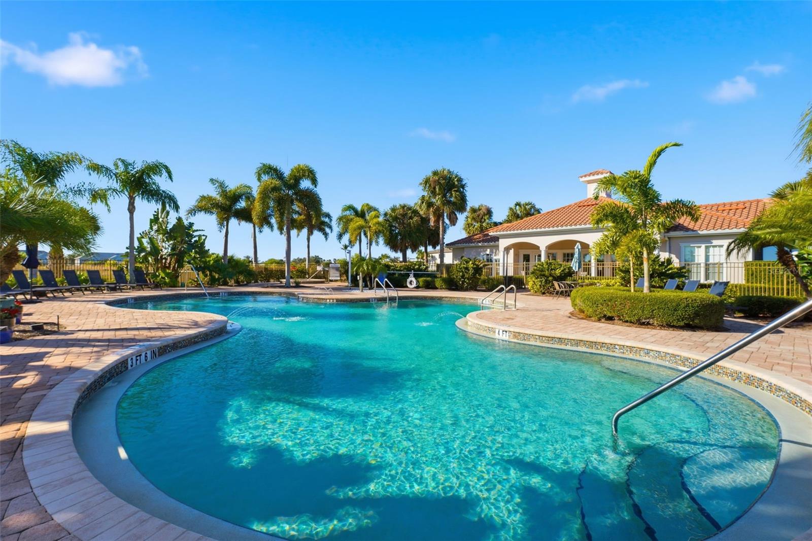 Image 41 of 50 For 23343 Collina Way 7-102