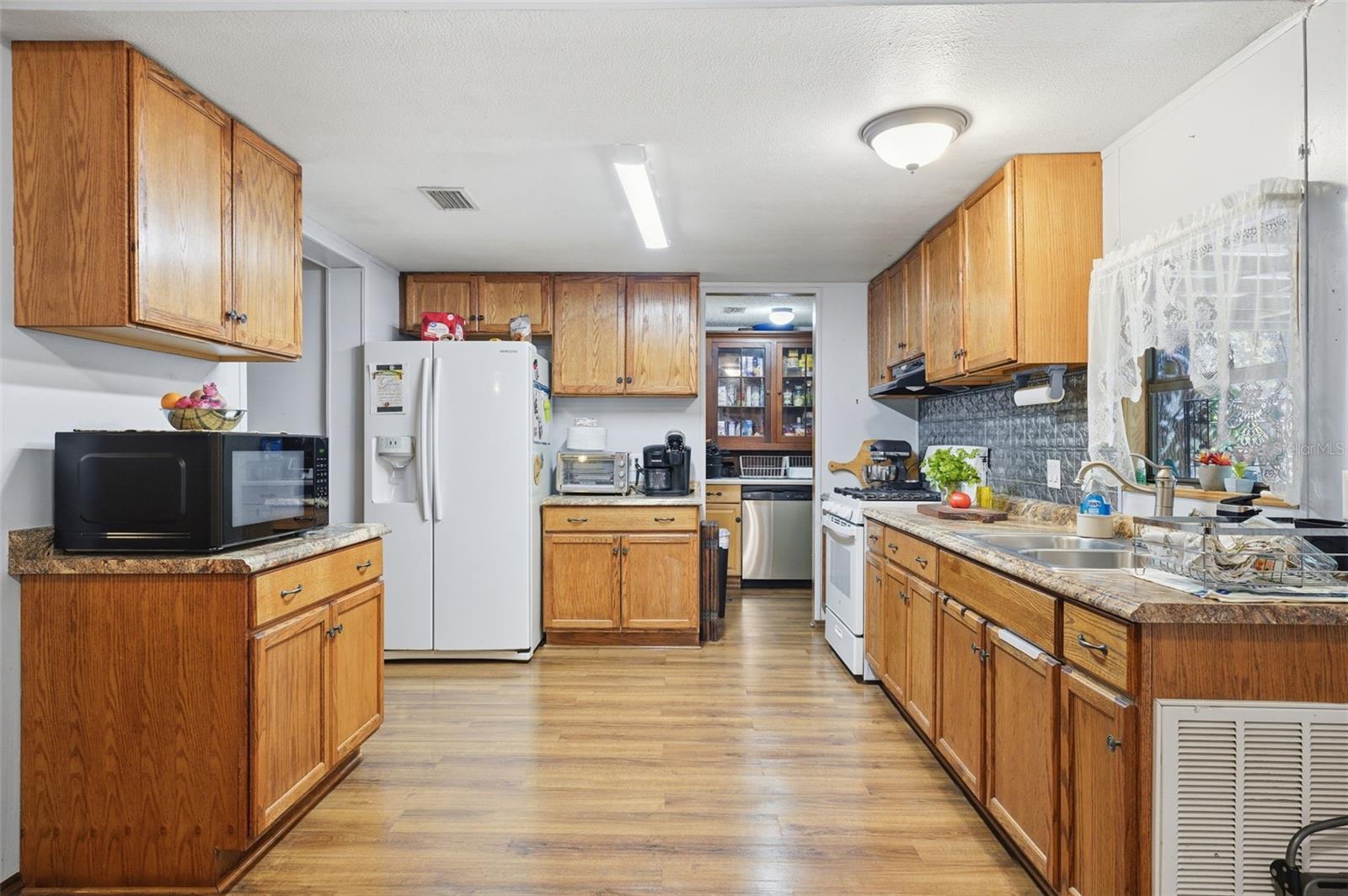 Image 10 of 50 For 1135 Pine Creek Avenue