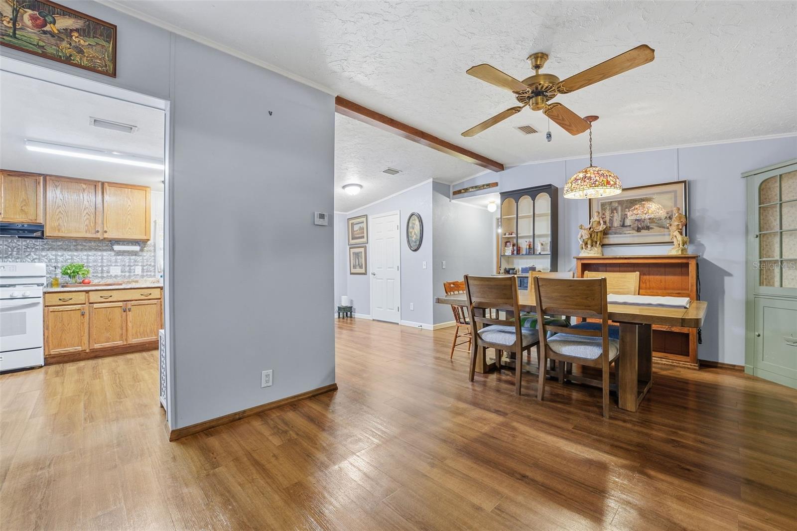 Image 16 of 50 For 1135 Pine Creek Avenue