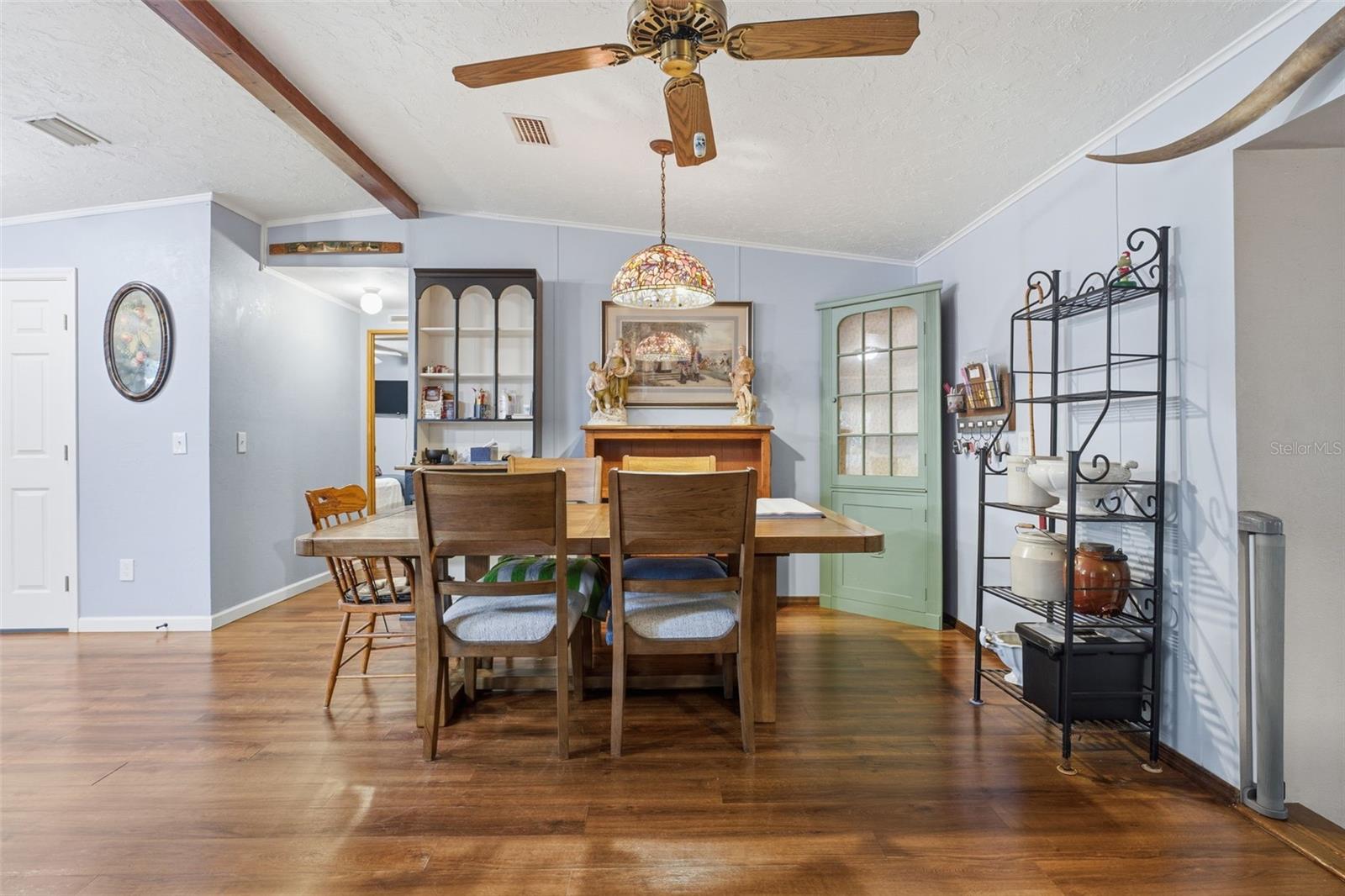 Image 17 of 50 For 1135 Pine Creek Avenue