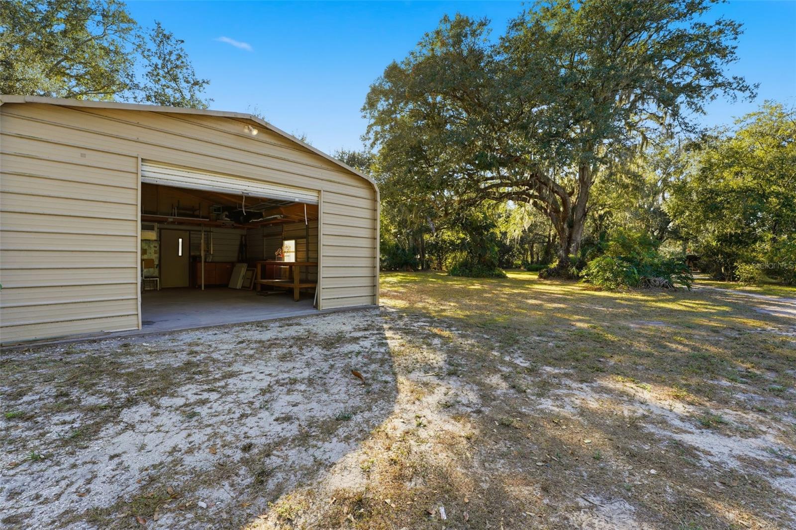 Image 3 of 50 For 1135 Pine Creek Avenue