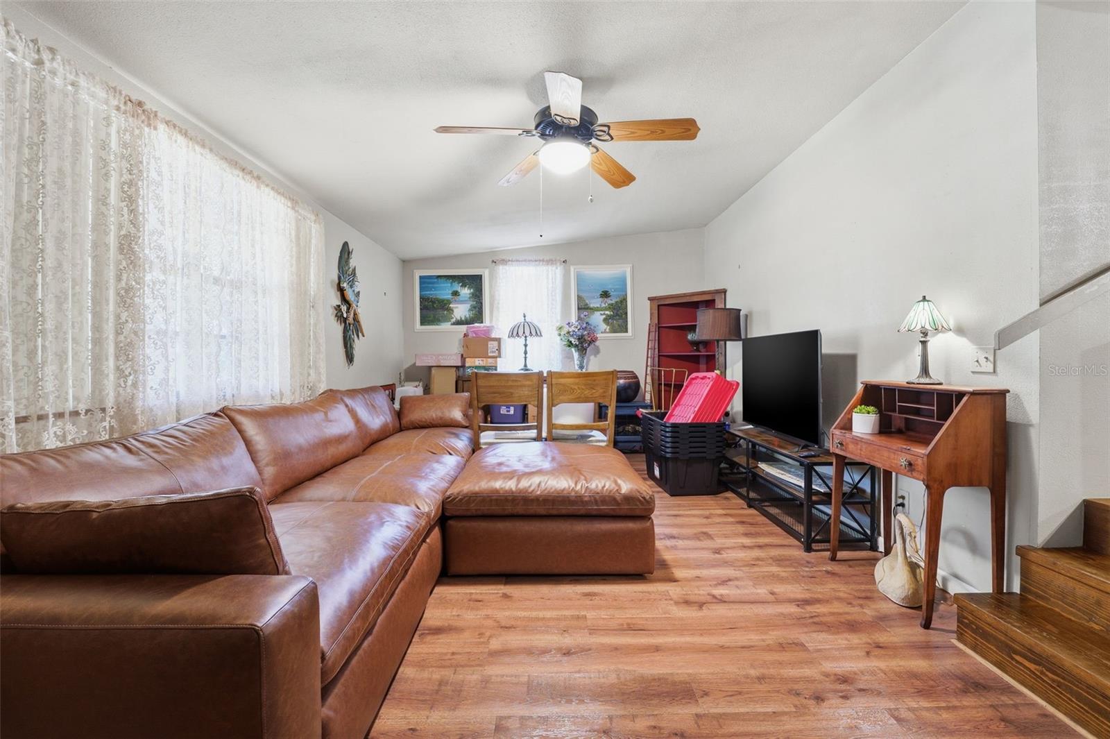 Image 6 of 50 For 1135 Pine Creek Avenue