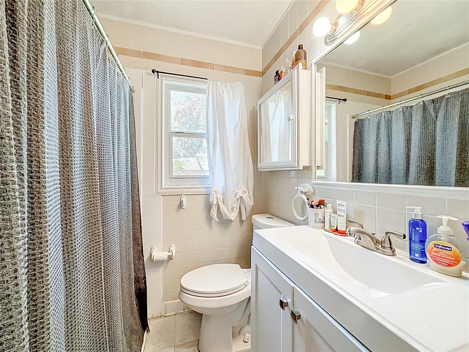 Image 18 of 27 For 114 Park Avenue