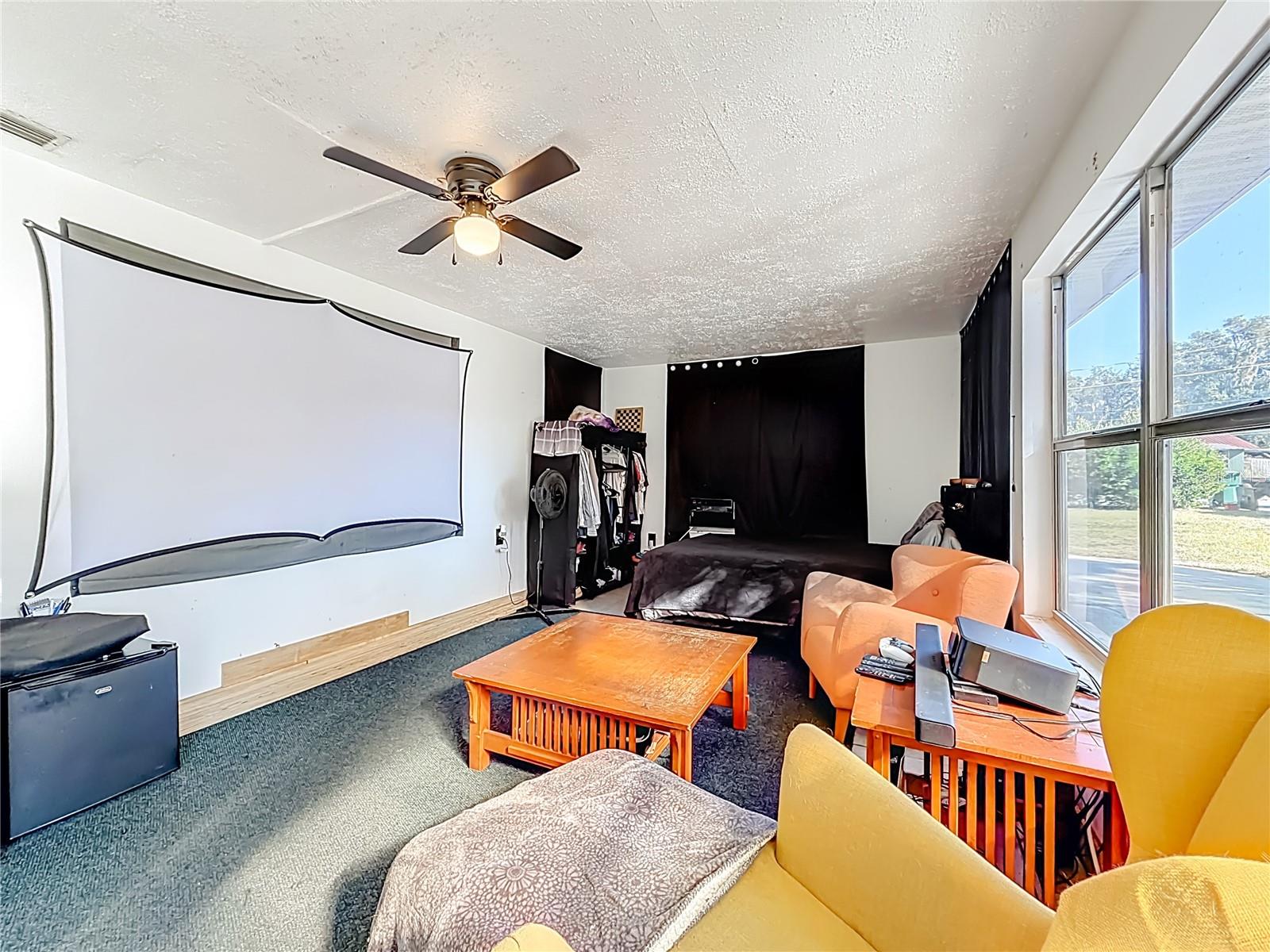 Image 19 of 27 For 114 Park Avenue