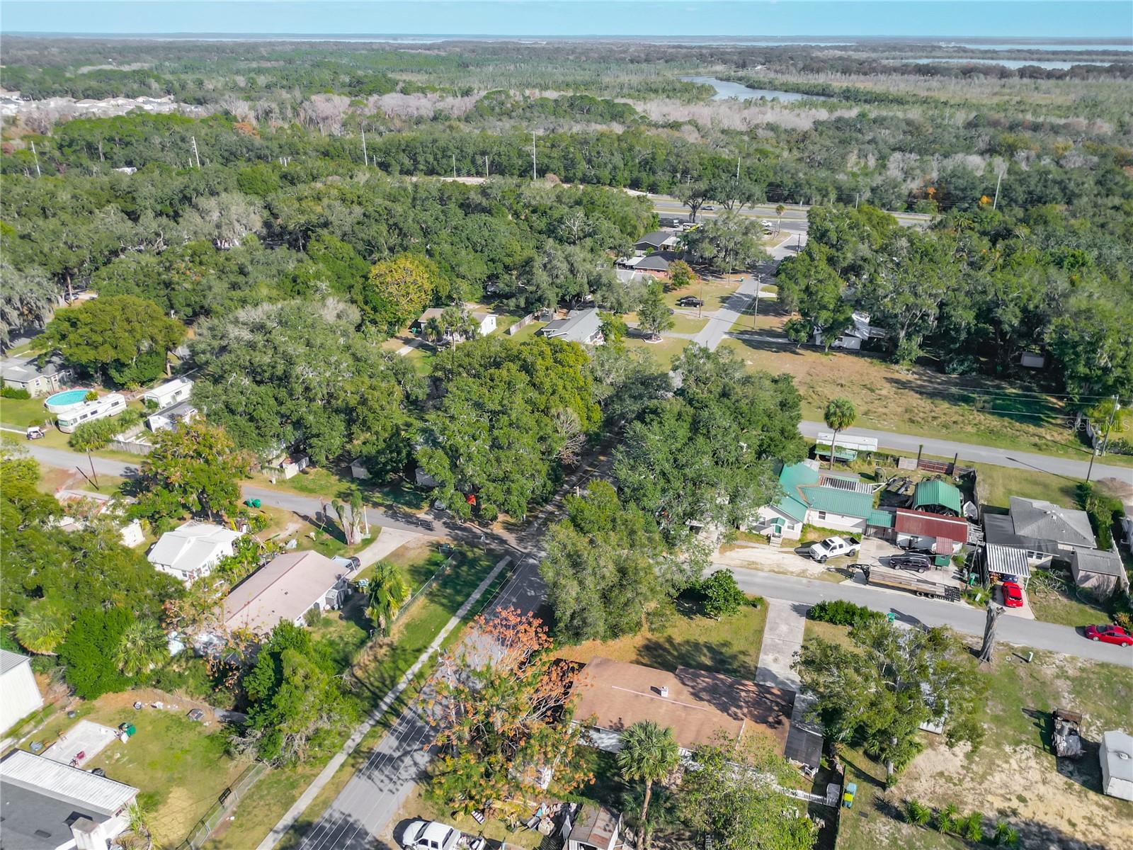 Image 7 of 27 For 114 Park Avenue