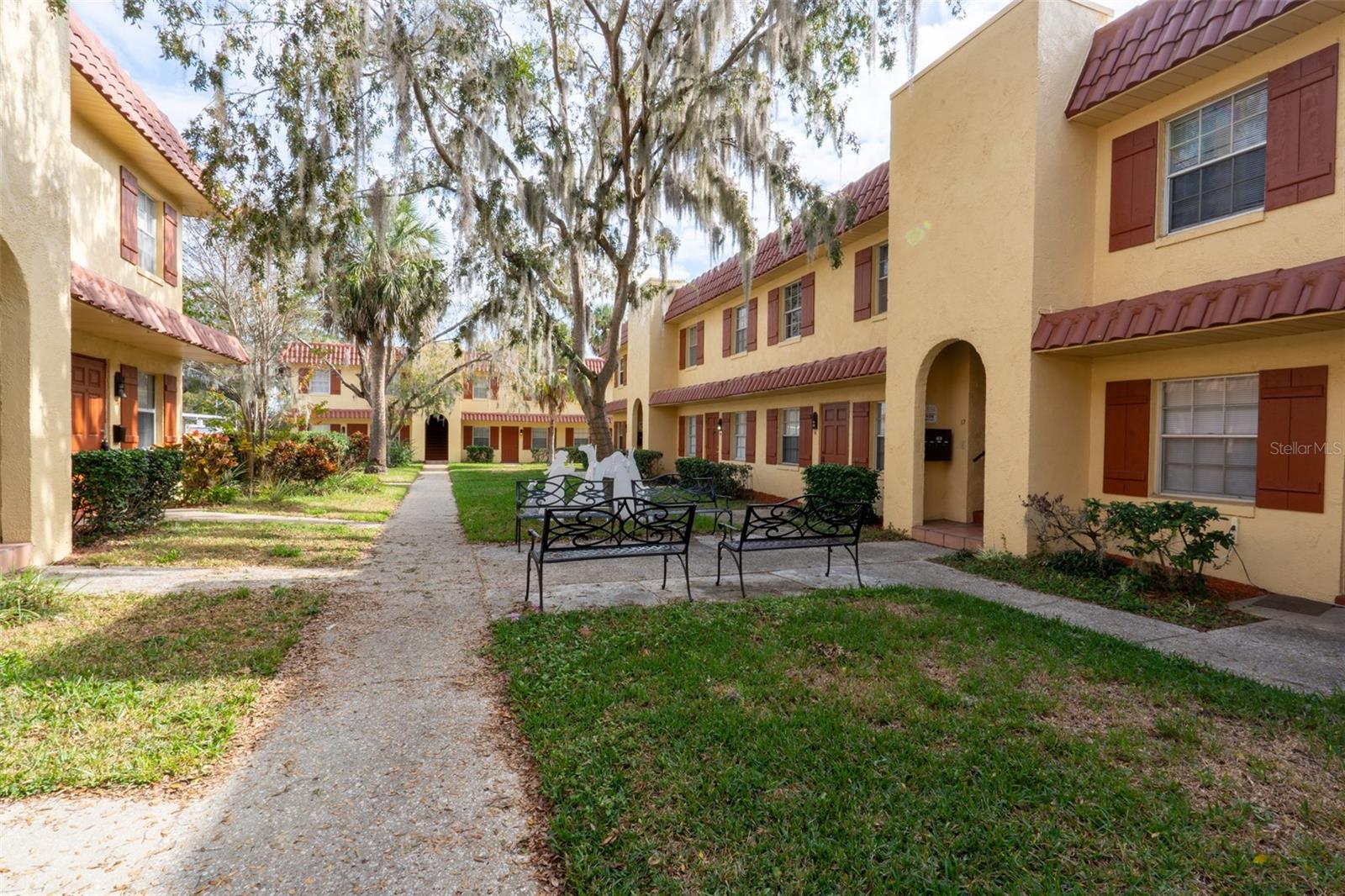 Image 2 of 16 For 1112 Main Street I7