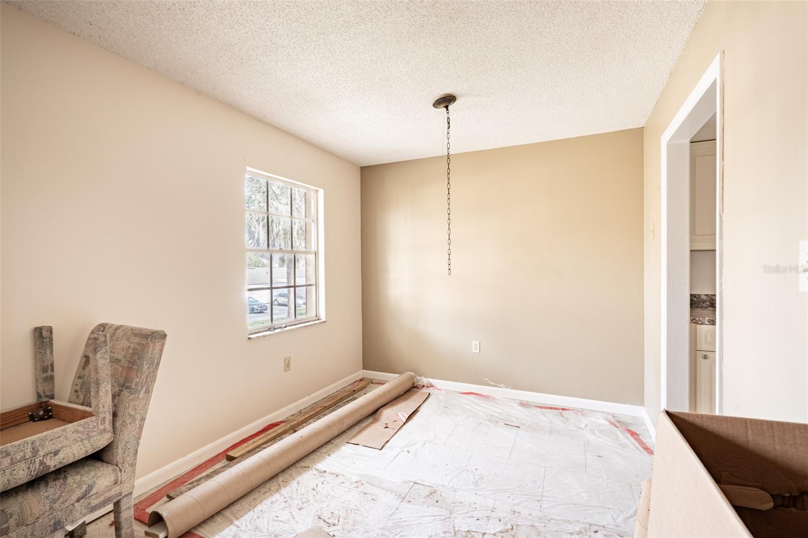 Image 5 of 16 For 1112 Main Street I7