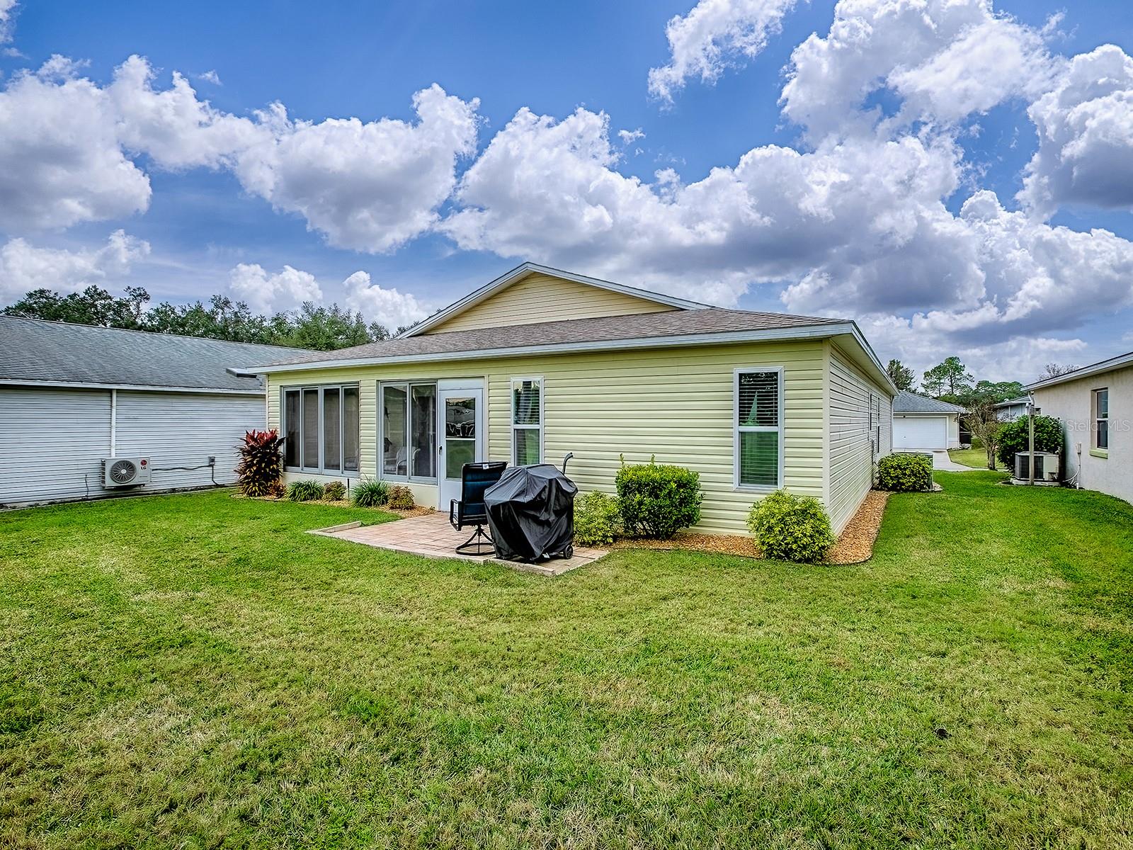 Image 5 of 38 For 634 Timbercrest Drive