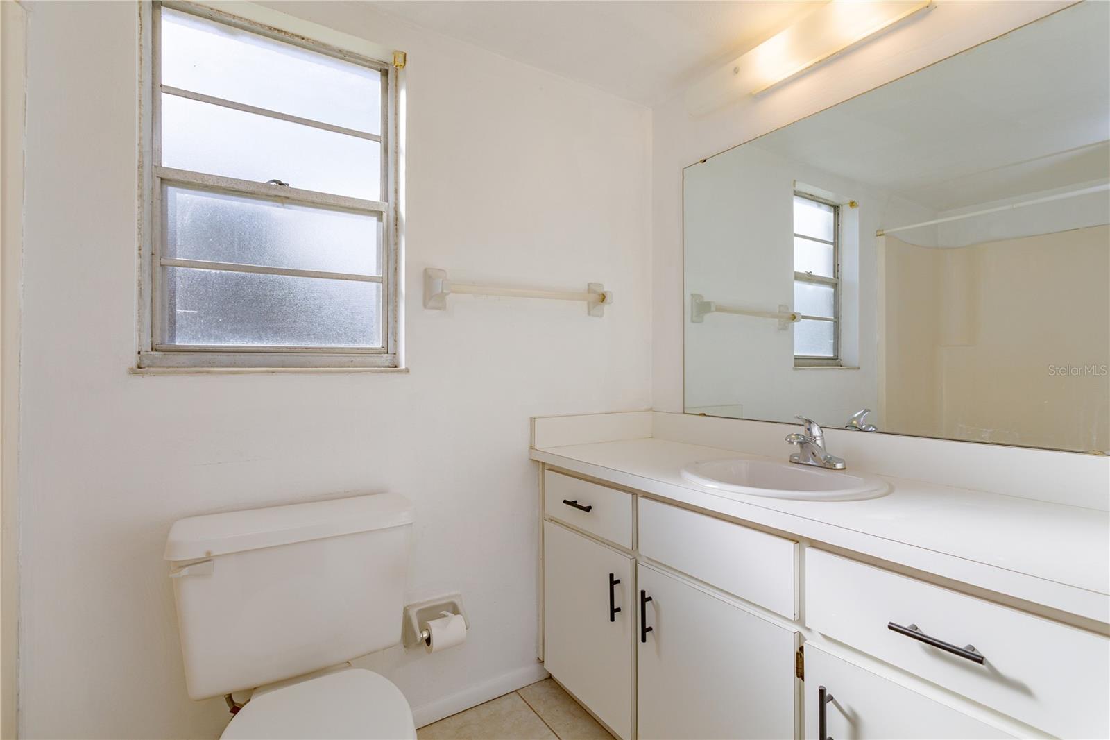 Image 15 of 20 For 81 Windtree Lane 104