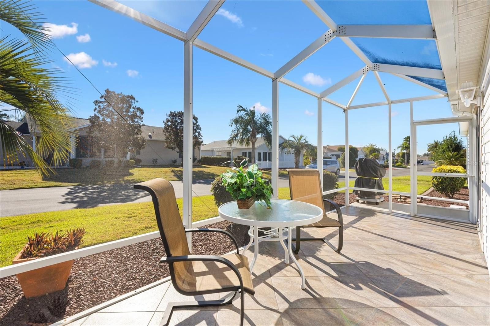 Image 5 of 36 For 930 Margaux Trail